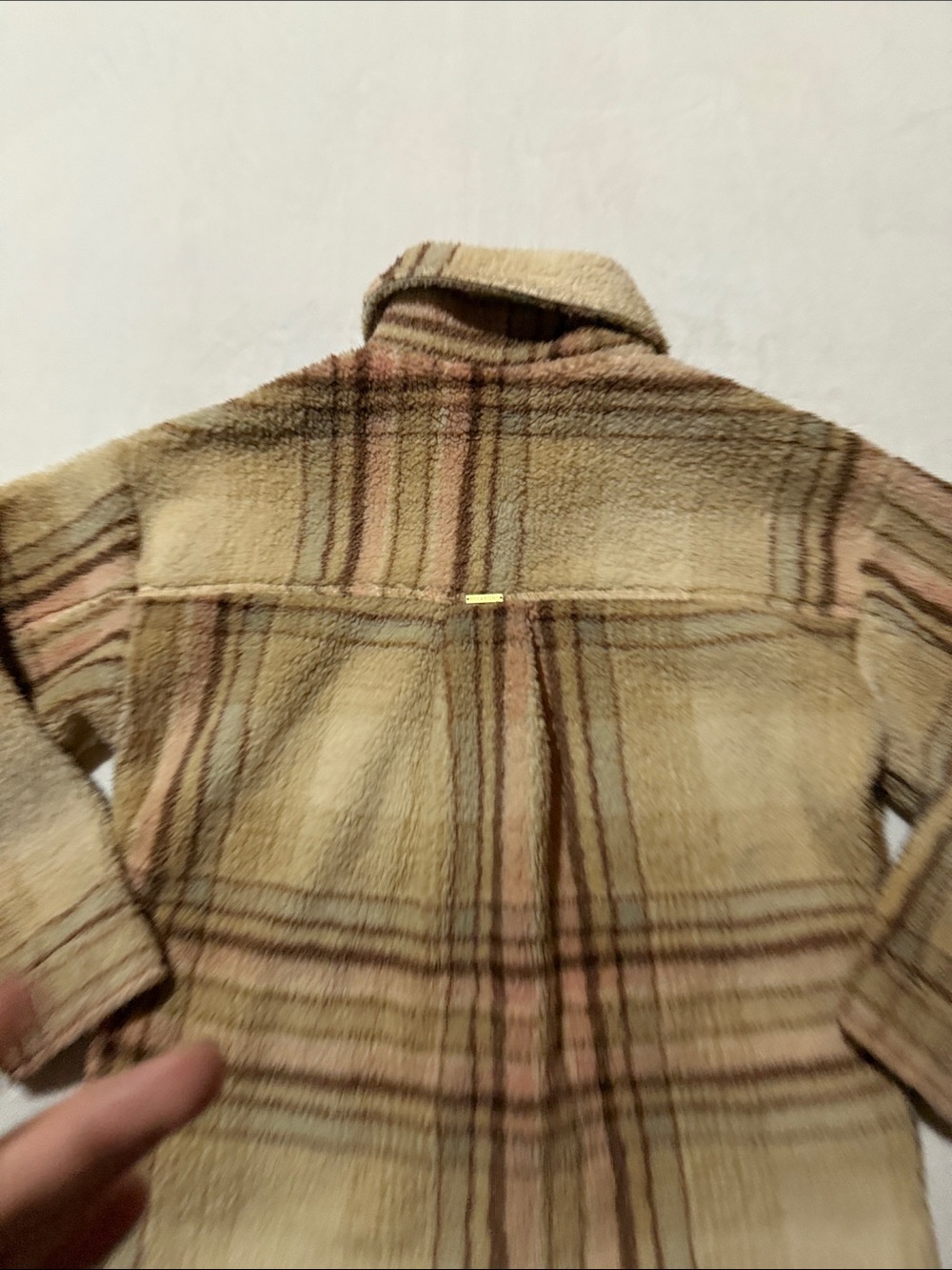 Billabong Plush Plaid Teddy Jacket in Cream and Pink Sherpa - Picture 6 of 6